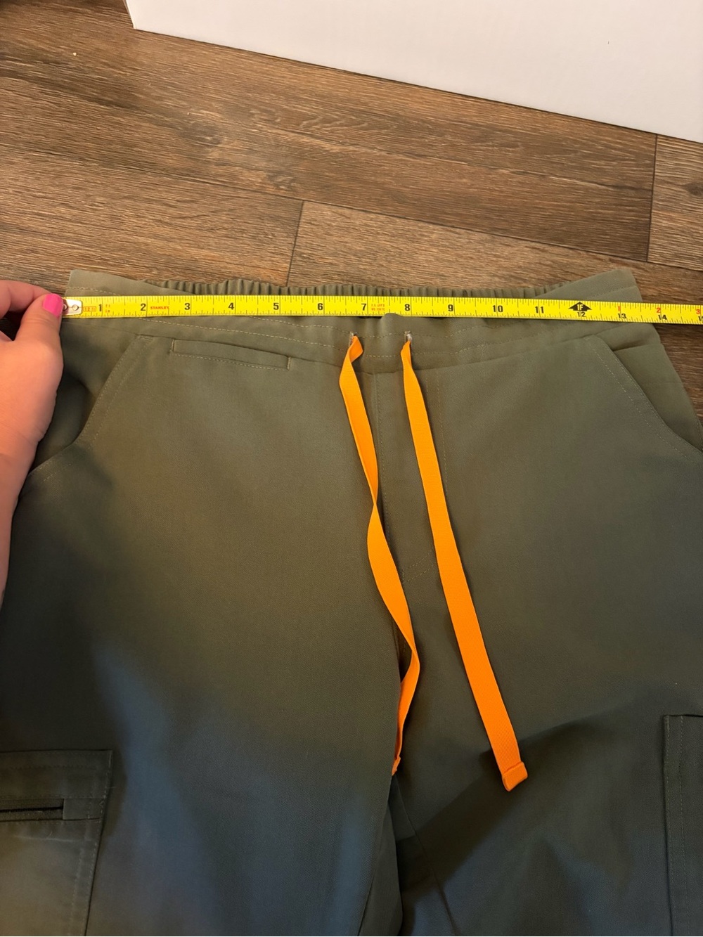 Figs Women’s Olive Green w/ Neon Orange Drawstring Yola Scrub Pant Size XS - Picture 3 of 6